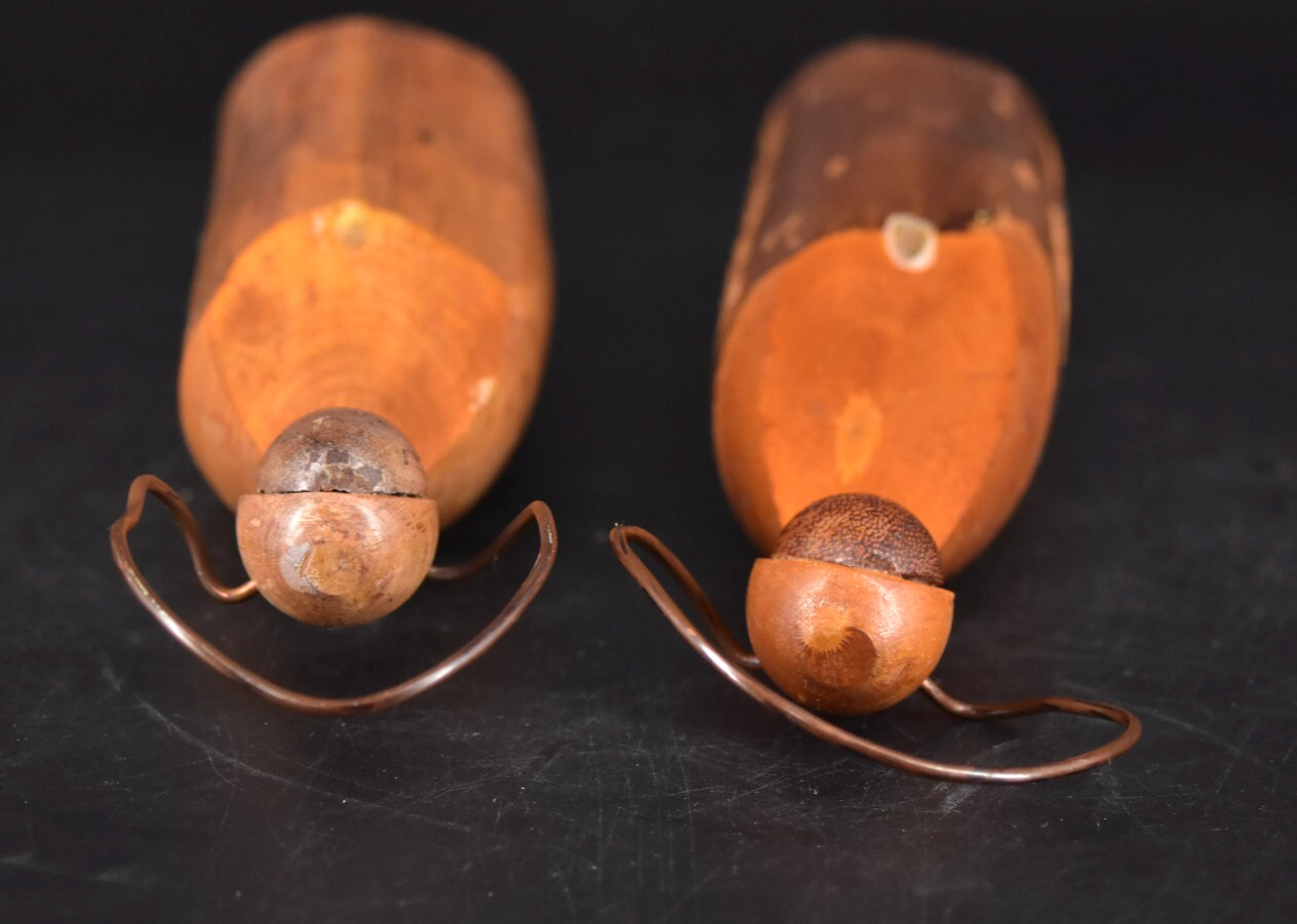 VTG Carved Wood Minimalist Angels Set of 2 Figurines w/Wire Halos 11.25″