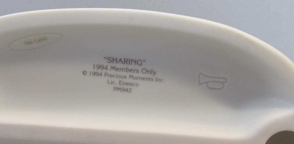 Precious Moments 1994 Members Only “Sharing” Girl Feeding Bear Figurine – PM942