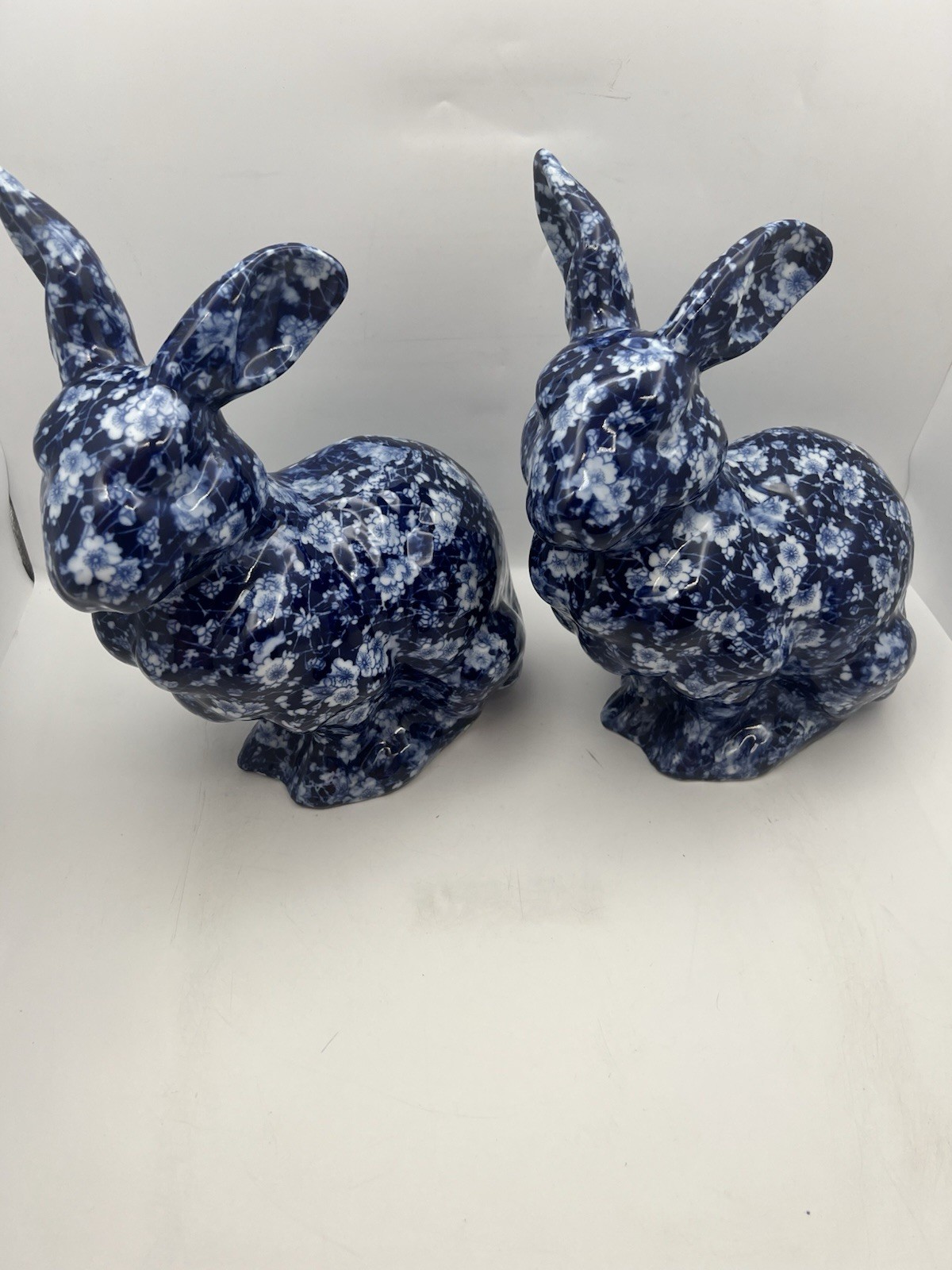 Pair Blue White Floral Ceramic Bunny Rabbits Chinoiserie Decor 12” Rare, NICE