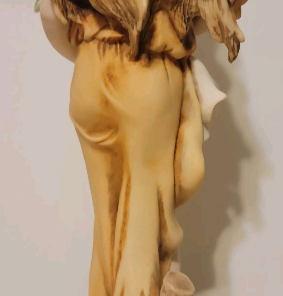 Giuseppe Armani Lady Cornucopia 0182C Figurine Capodimonte Florence Porcelain