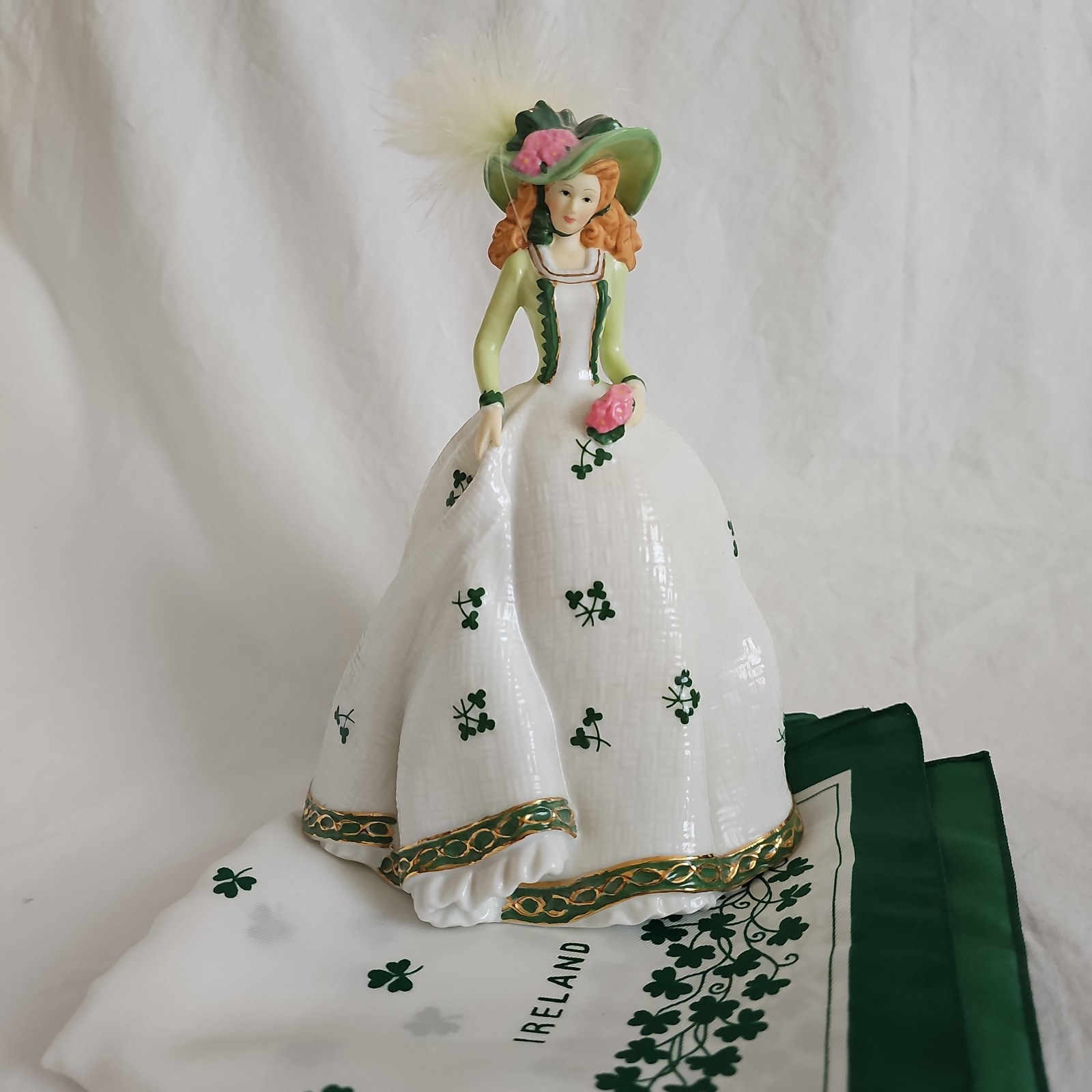 Hamilton Collection My Wild Irish Rose Irish Ladies Of Song Figurine With Scarf