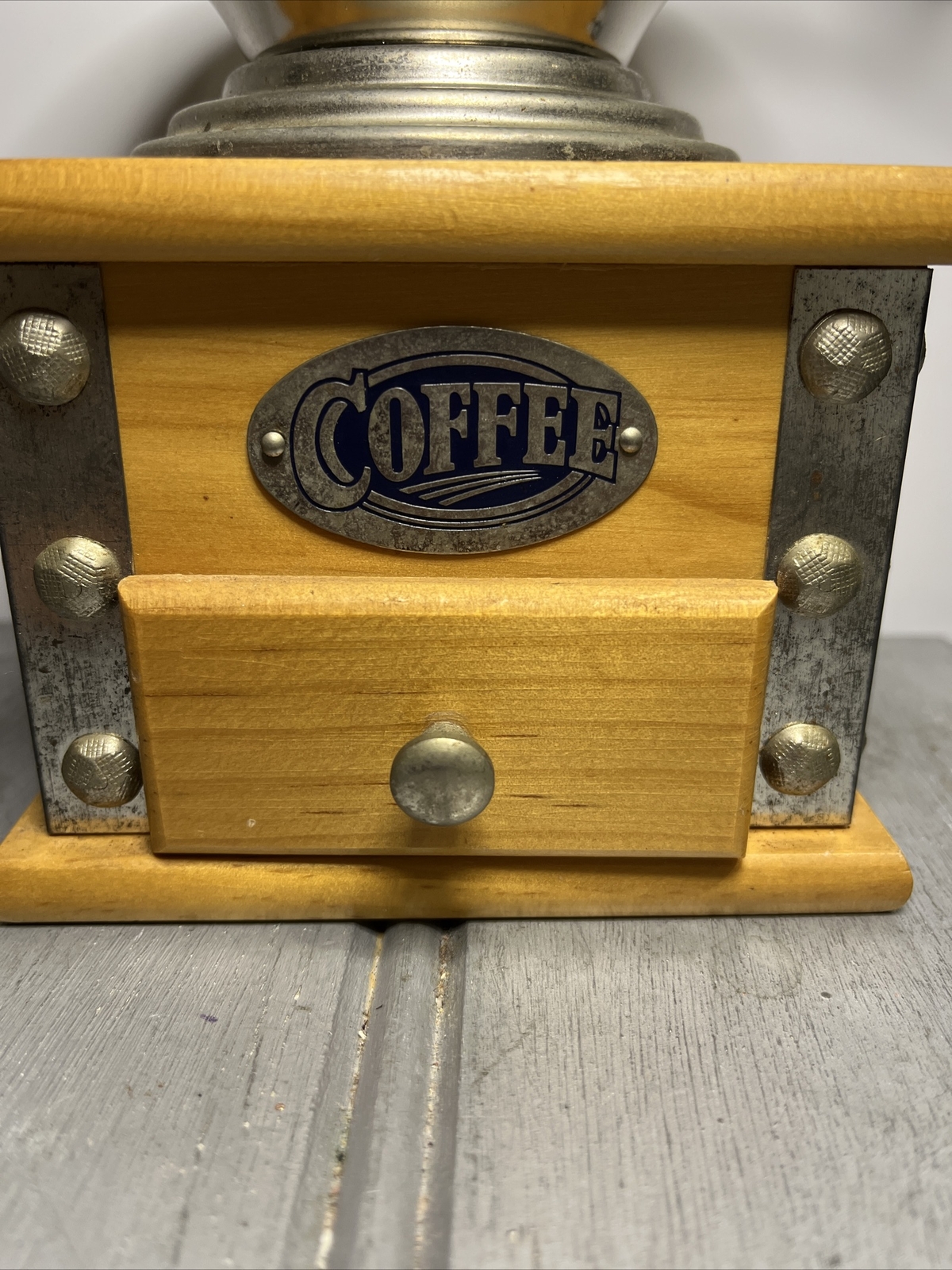 Coffee Grinder Collectable for Display unsure if its working.,