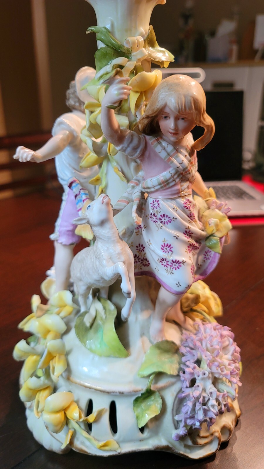 DECORATIVE CENTERPIECE INTRICATE DETAILED FIGURINE PEDESTAL BOWL EUROPE PRE-WWII