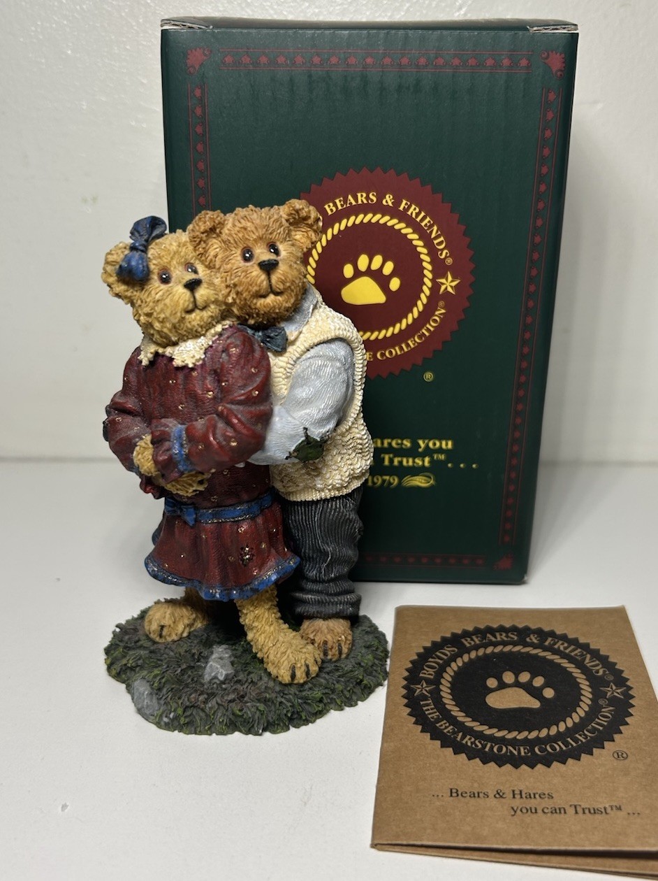 Boyds Bears “Amy & Mark – The Perfect Match” NIB # 2277926
