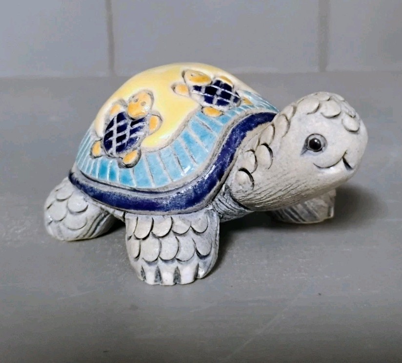 Artesenia Rinconada Hancrafted Turtle Tortoise Carved Ceramic Figurine Yellow 3″