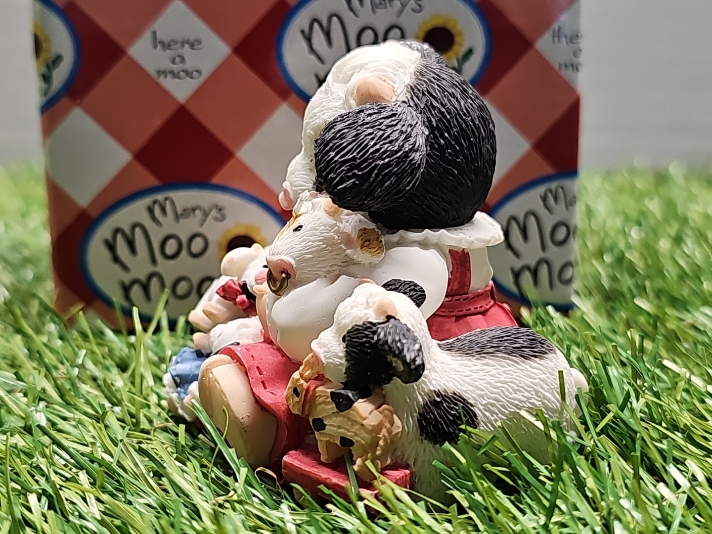 Vintage 1997 Enesco Mary’s Moo Moos “Friends Are The Best Cowlectable” Retired