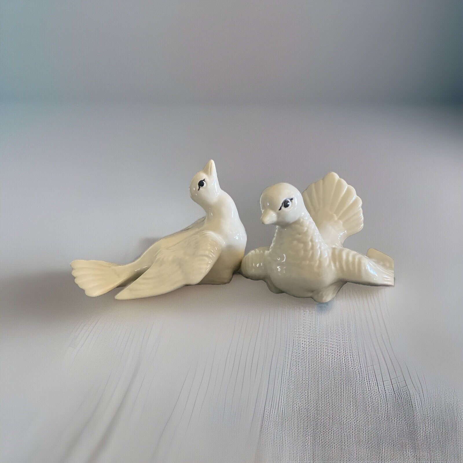 Arnel Mold Ceramic Wedding Doves Set Of Two