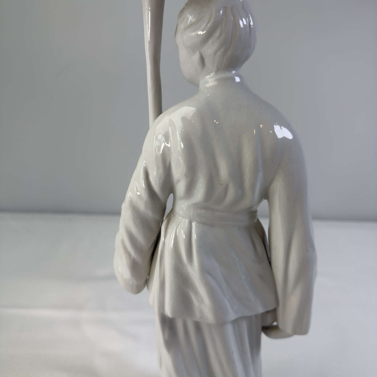 Ethan Allen White Porcelain Statues Set of 2 Italy Asian Figurines 16” RN 48864