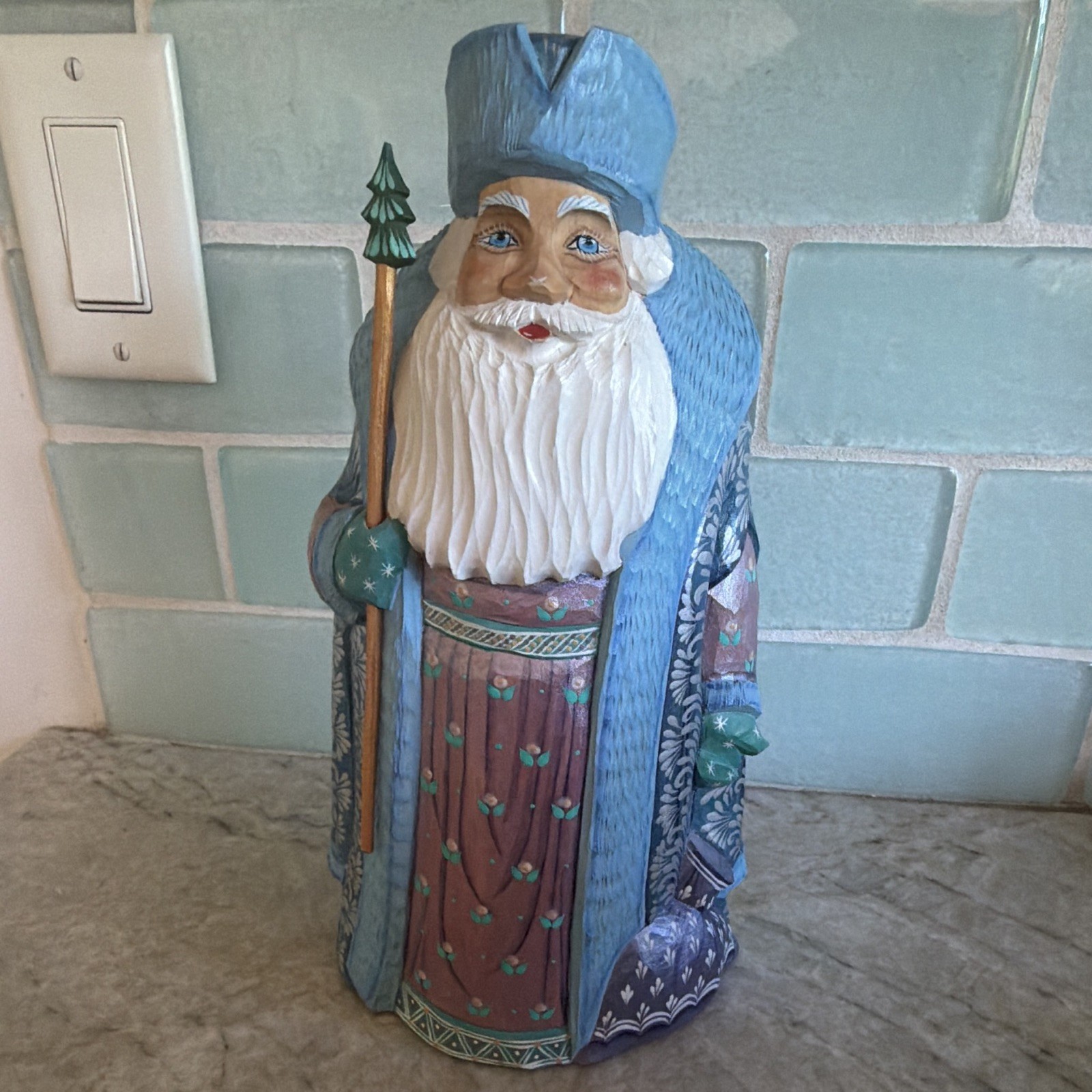 Hand Painted Russian Santa 10 in