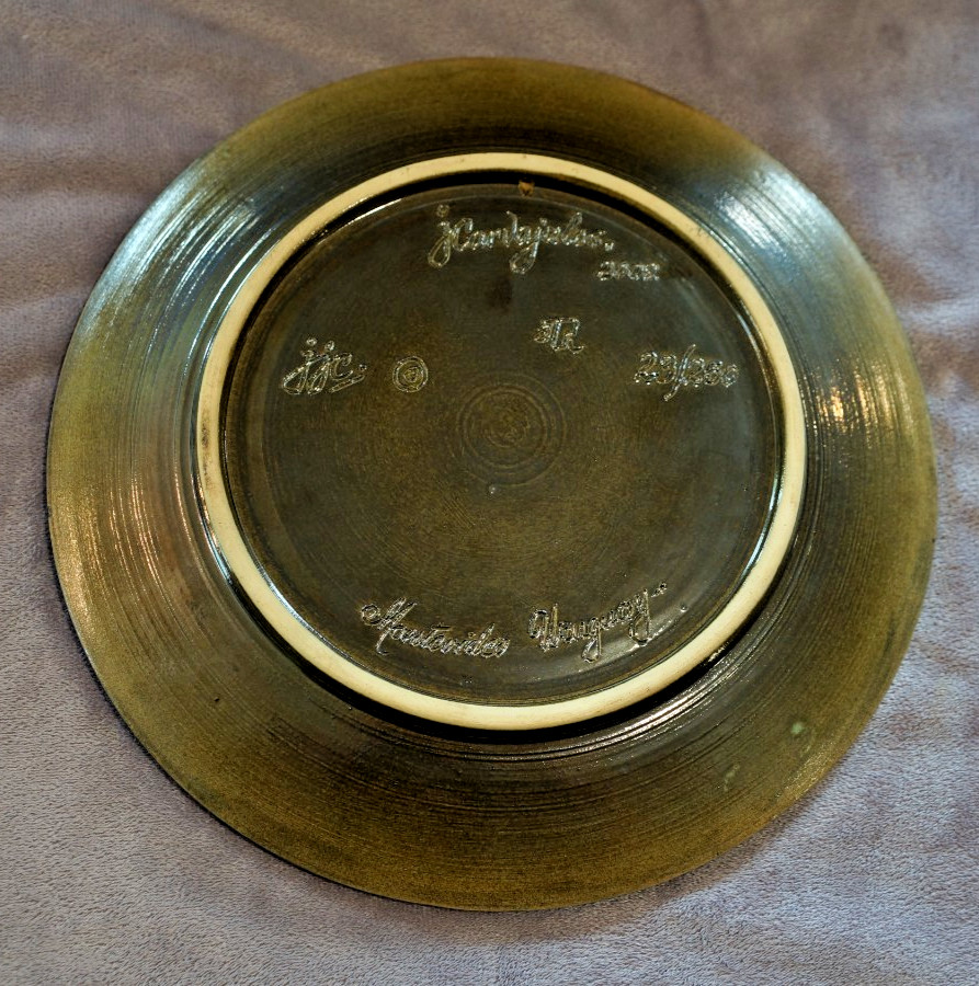 Lion Plate #2 (Ltd Ed 23/250) JJC ARTESANIA RINCONADA 10.5”Round x 1.5″Tall