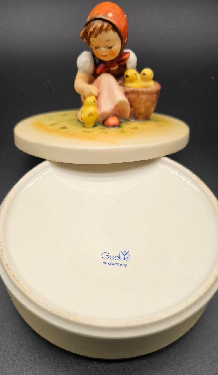 Vintage Hummel GOEBEL Chick Girl Trinket storage Box 5 1/4” Wide X 5 1/2” Tall