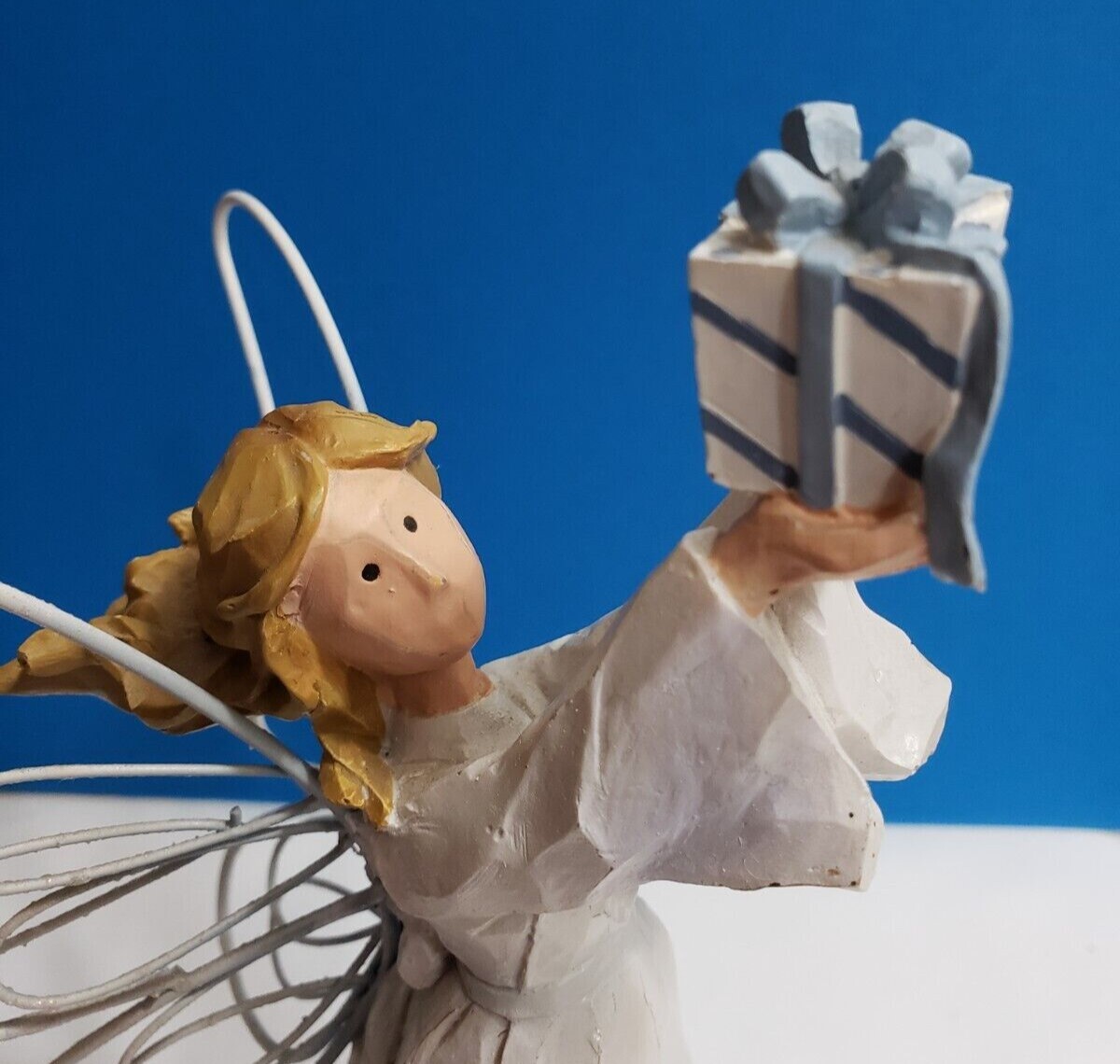 Angel Accents “Sharing Is Caring” Figurine #74703 By Roman Inc 2001