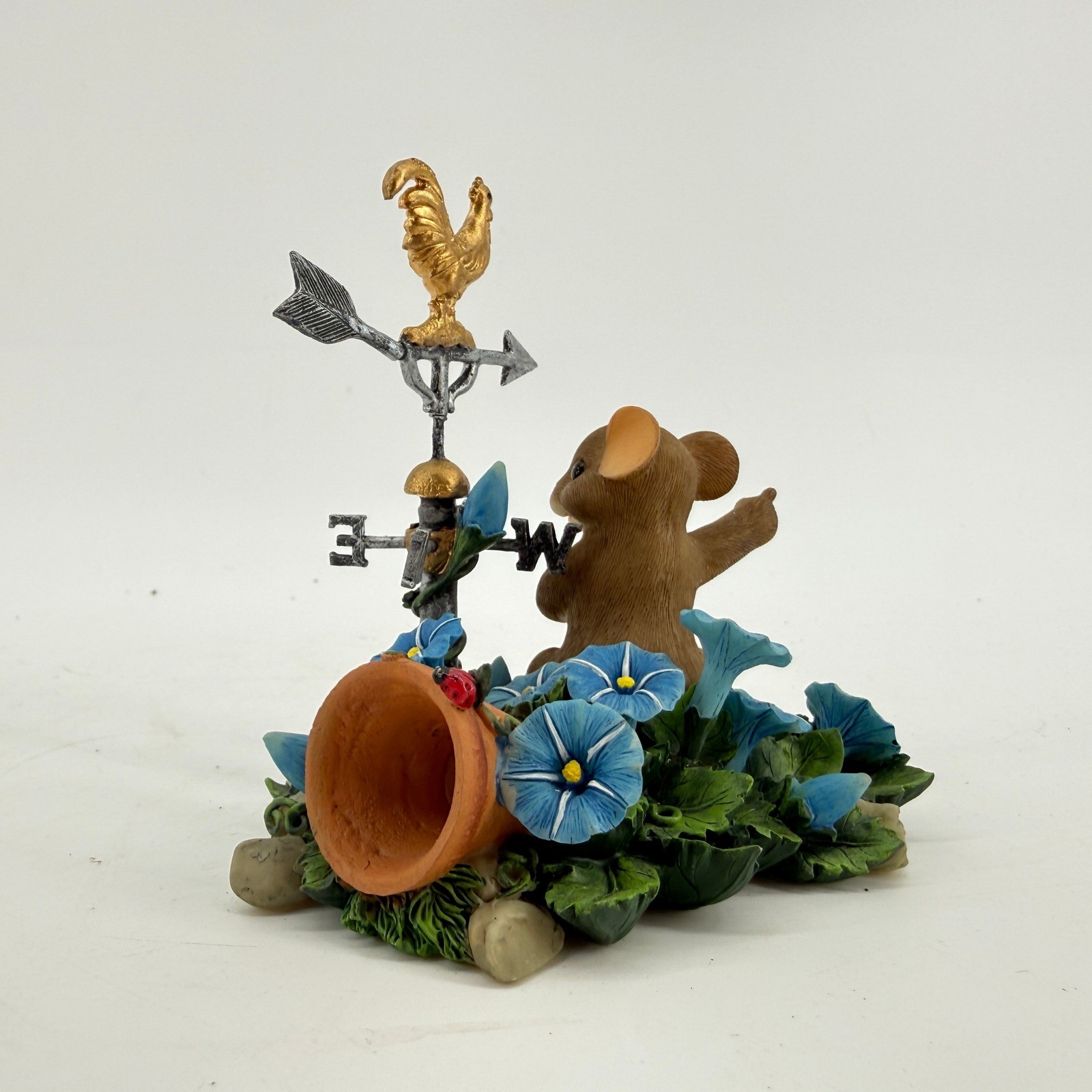 Charming Tails Figurine Mouse with Weather Vane & Blue Flowers Small Multicolor