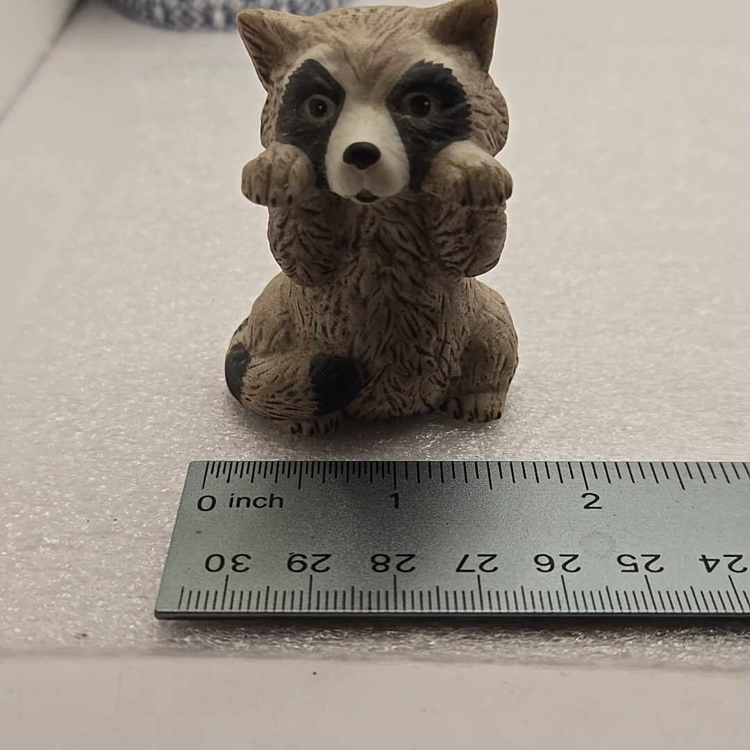Vintage Franklin Mint Woodland Surprises “RACCOON” Porcelain Replacement Figure