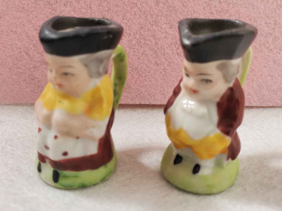 1.75″ Pair of Colonial-Style Decor Tiny Figurine Tavern Tankard Pitcher Japan