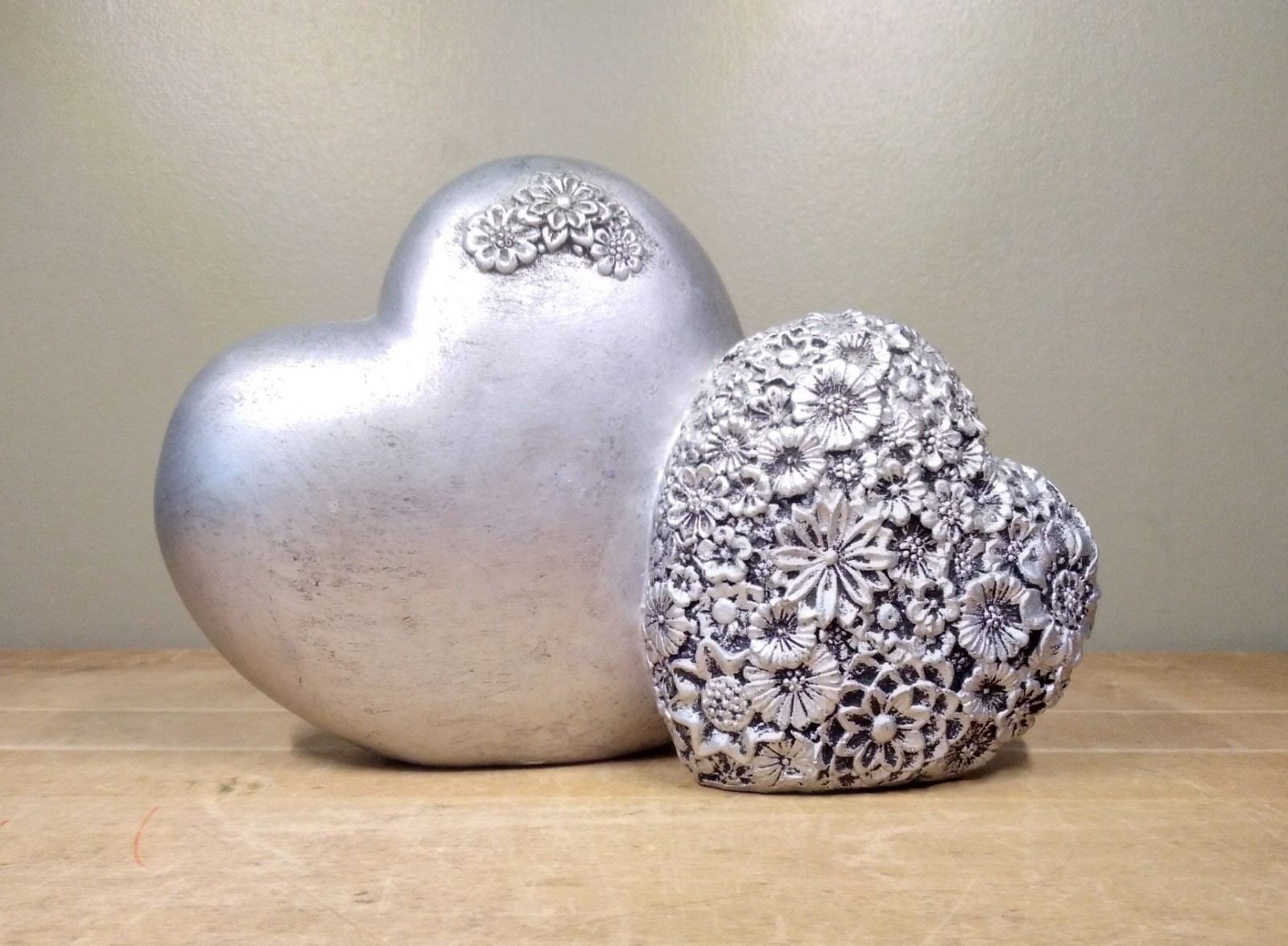 Silver Double Heart With Engraved Flowers Metal Look Love 5″