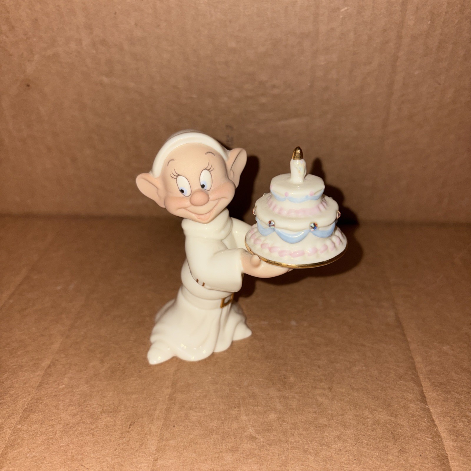 Lenox Dopey’s Birthday Wish Cake & Rhinestones 3 1/4″ Height