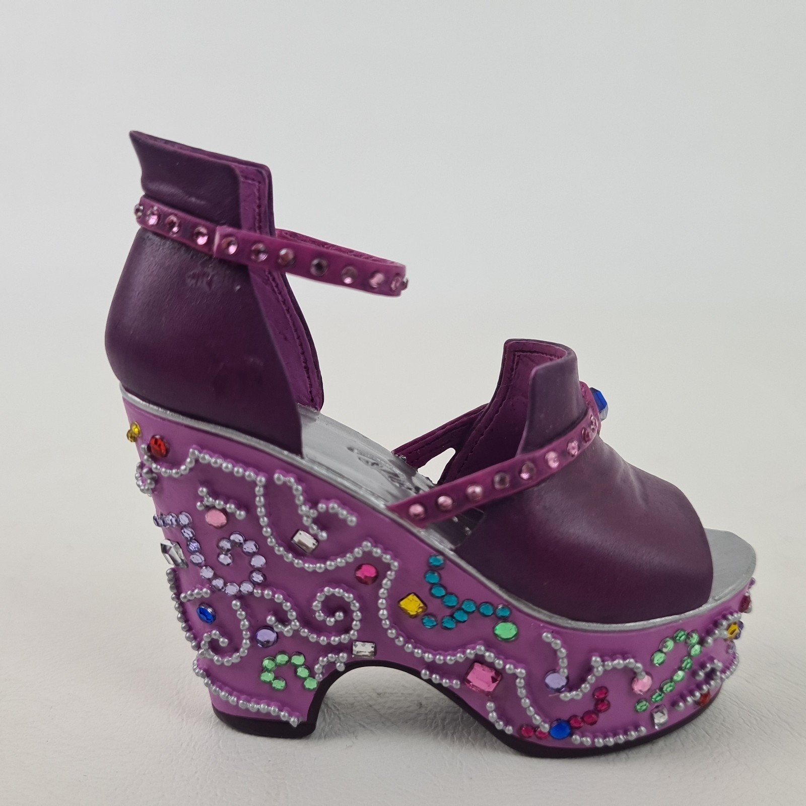 🚨 Just The Right Shoe “Mardi Gras” By Raine Stepping Out 25103 Miniature Vntg