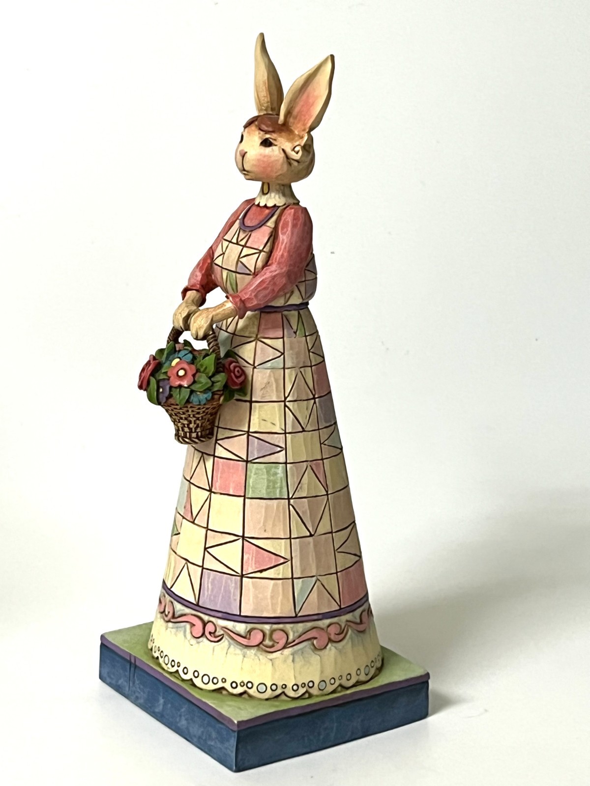 Jim Shore Heartwood Creek Resin Easter Bunny Figurine ‘Hare with Flair’ Enesco
