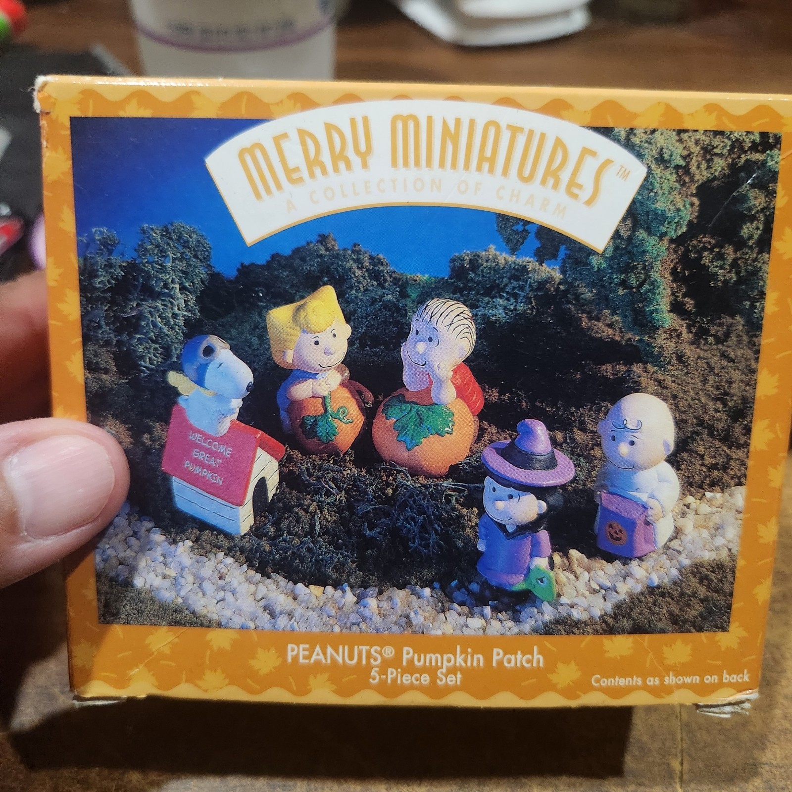 Hallmark Merry Miniatures Peanuts, Pumpkin Patch 1996 NEW in Box 5 Figurines