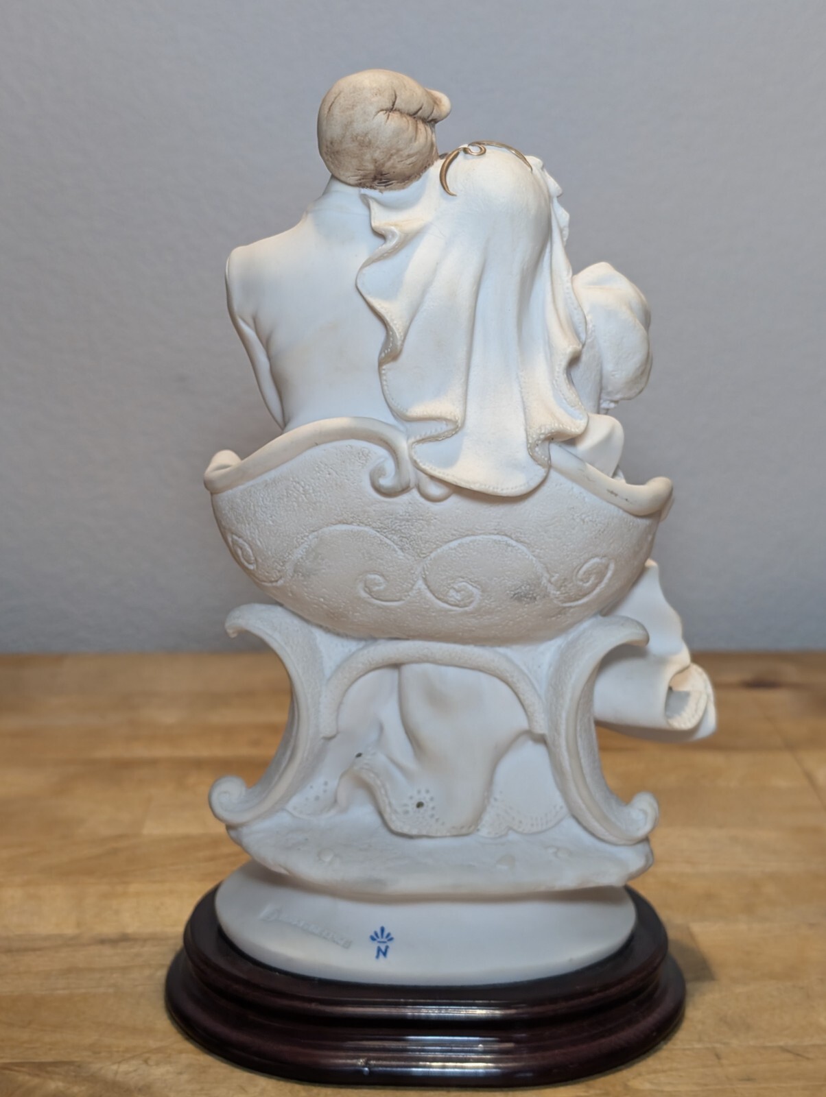 Giuseppe Armani Florence #0189F Bride And Groom In A Garden Wedding 9 1/2″