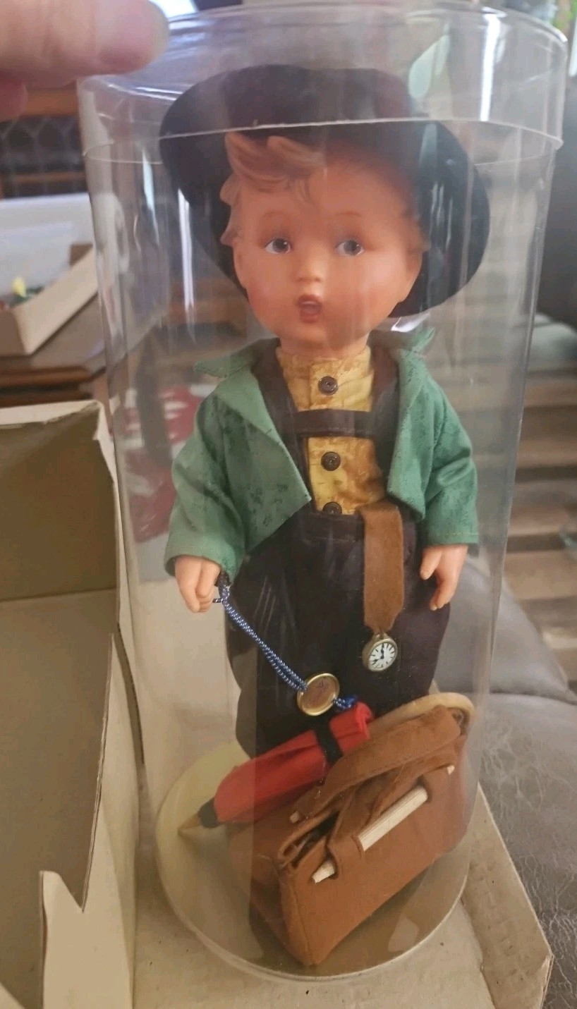 Goebel Hummel Doll Vinyl Wanderbub Merry Wanderer 12” Boy In Package Vintage