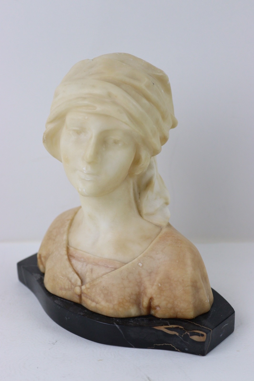 One Fritz Kochendoerfer Kochendorfer alabaster girl bust inscribed back 7″ tall