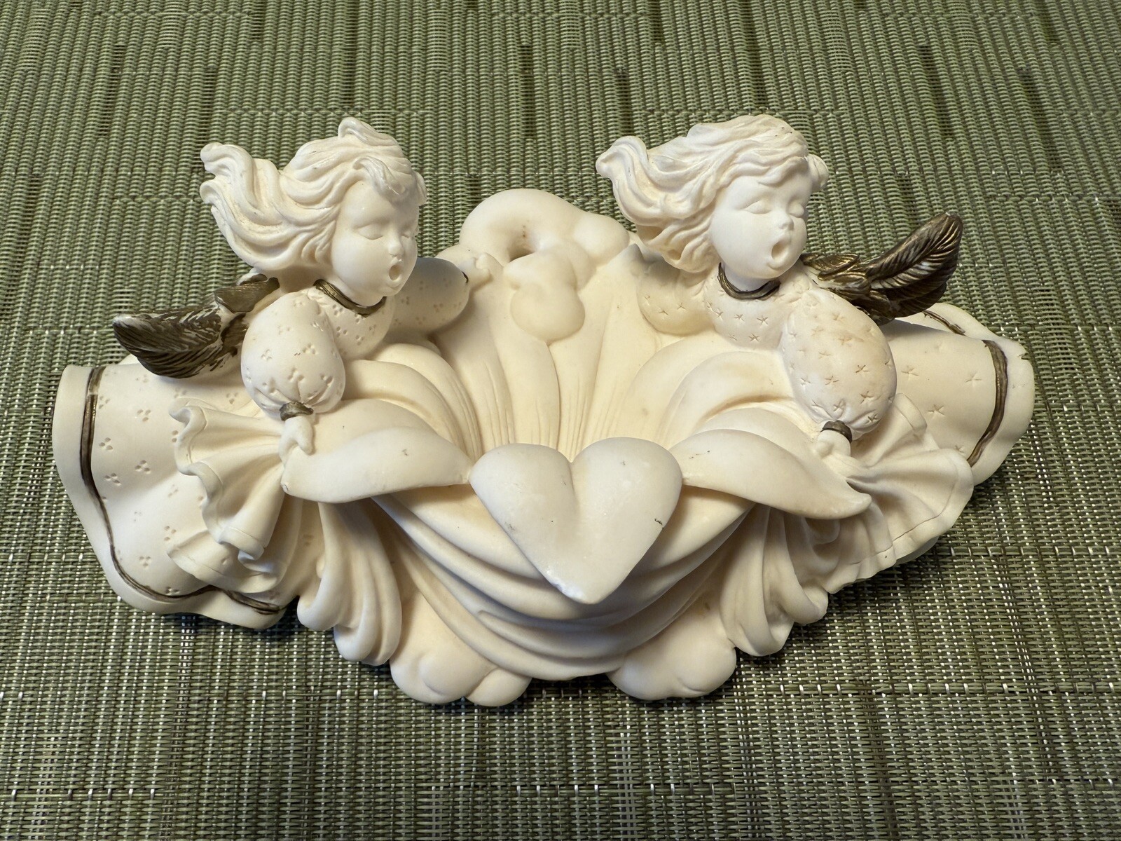 Roman Windsong Angels Figurine Wall Plaque