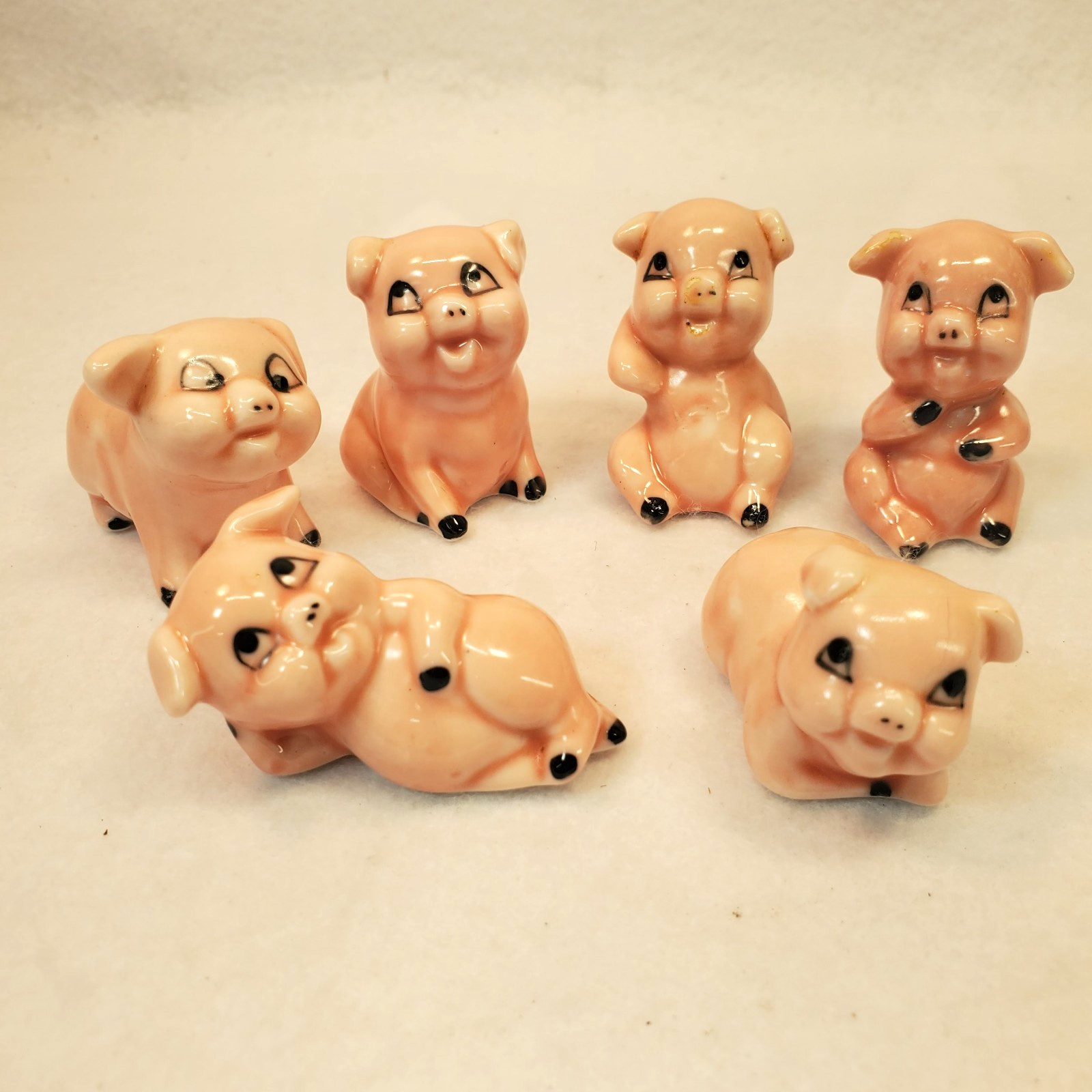 6 Little Pigs – Josef Originals Miniature Bisque Porcelain Pigs Set Of 6 Japan