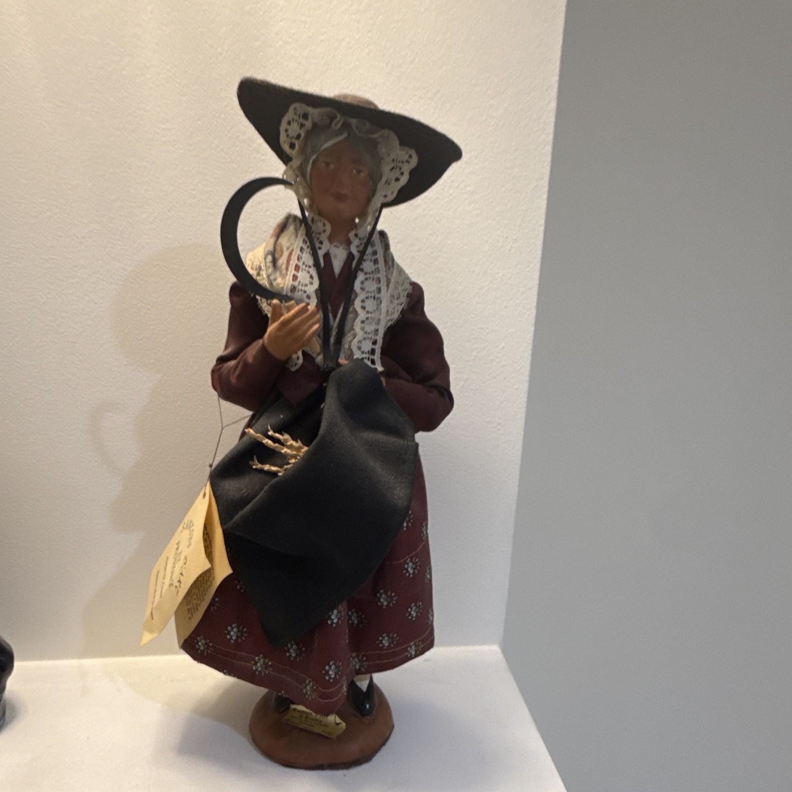 Woman Figurine Multicolor Fabric & Plastic 3D Effect Traditional Costume