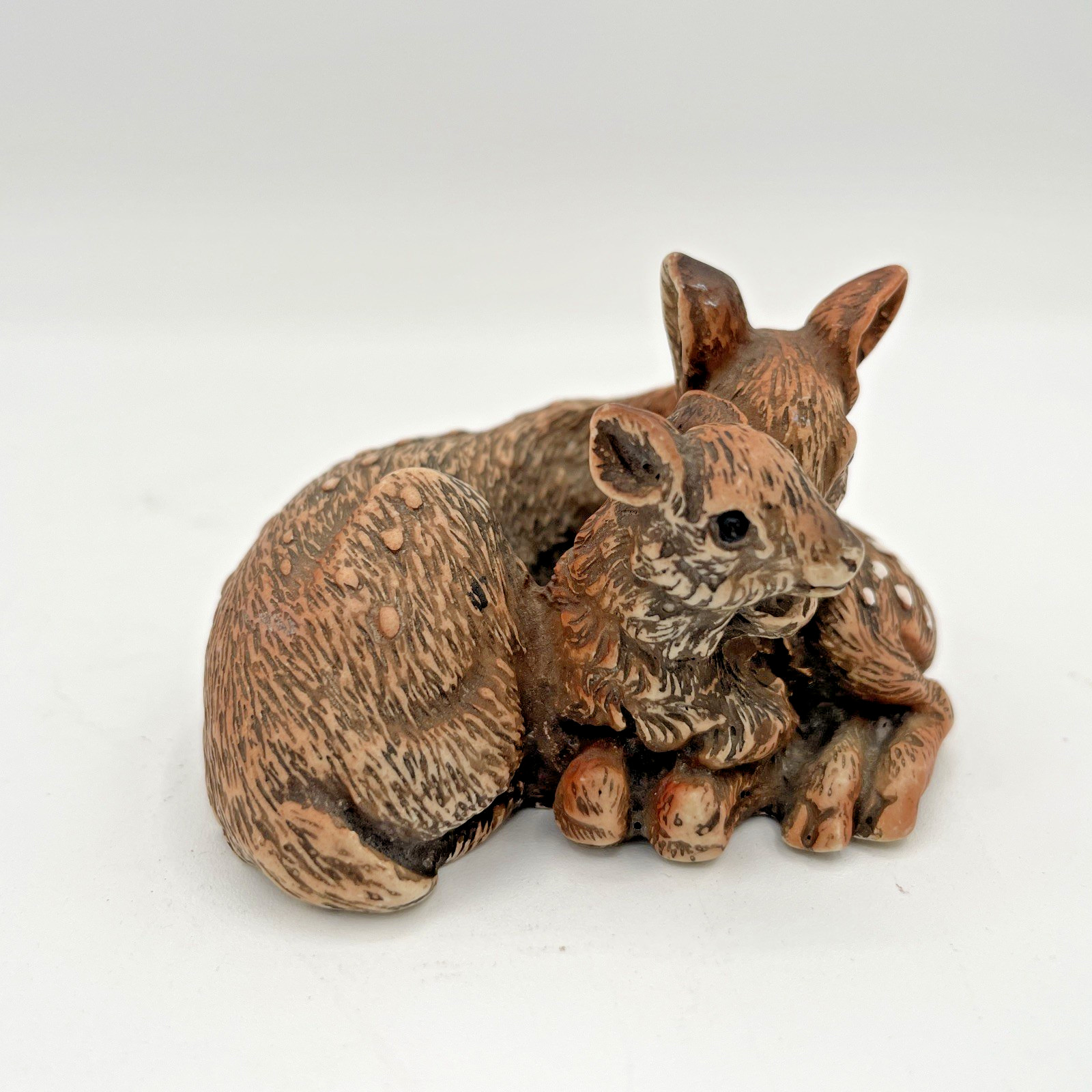 Vintage Doe & Fawn Cuddling Figurine Enesco