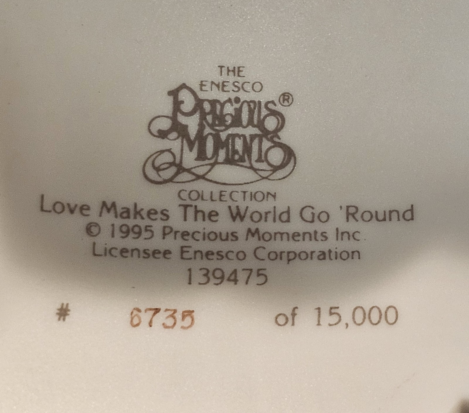 Precious Moments “Love Makes The World Go ‘Round” Carousel Limited Edition…
