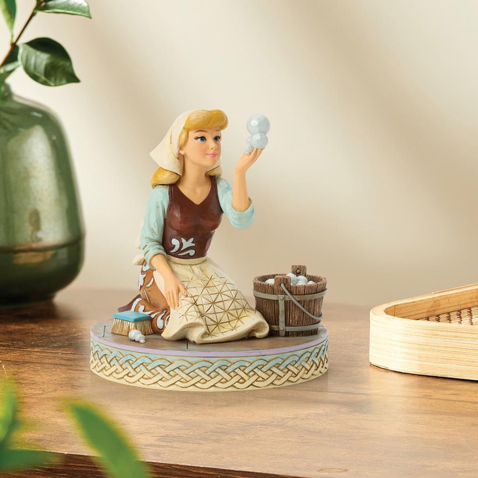 Jim Shore Disney Traditions Cinderella With Bubbles As Maid Figurine 6017856