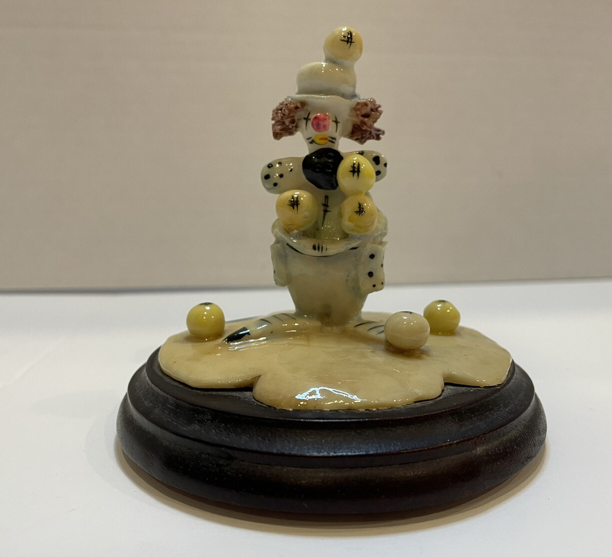 Resin Juggling Clown Figurine Made In Italy Approx 3.5” Tall With Base & 4” W