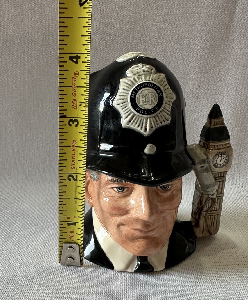 Royal Doulton The London Bobby 4″ Toby Jug Mug D6762 1985 England