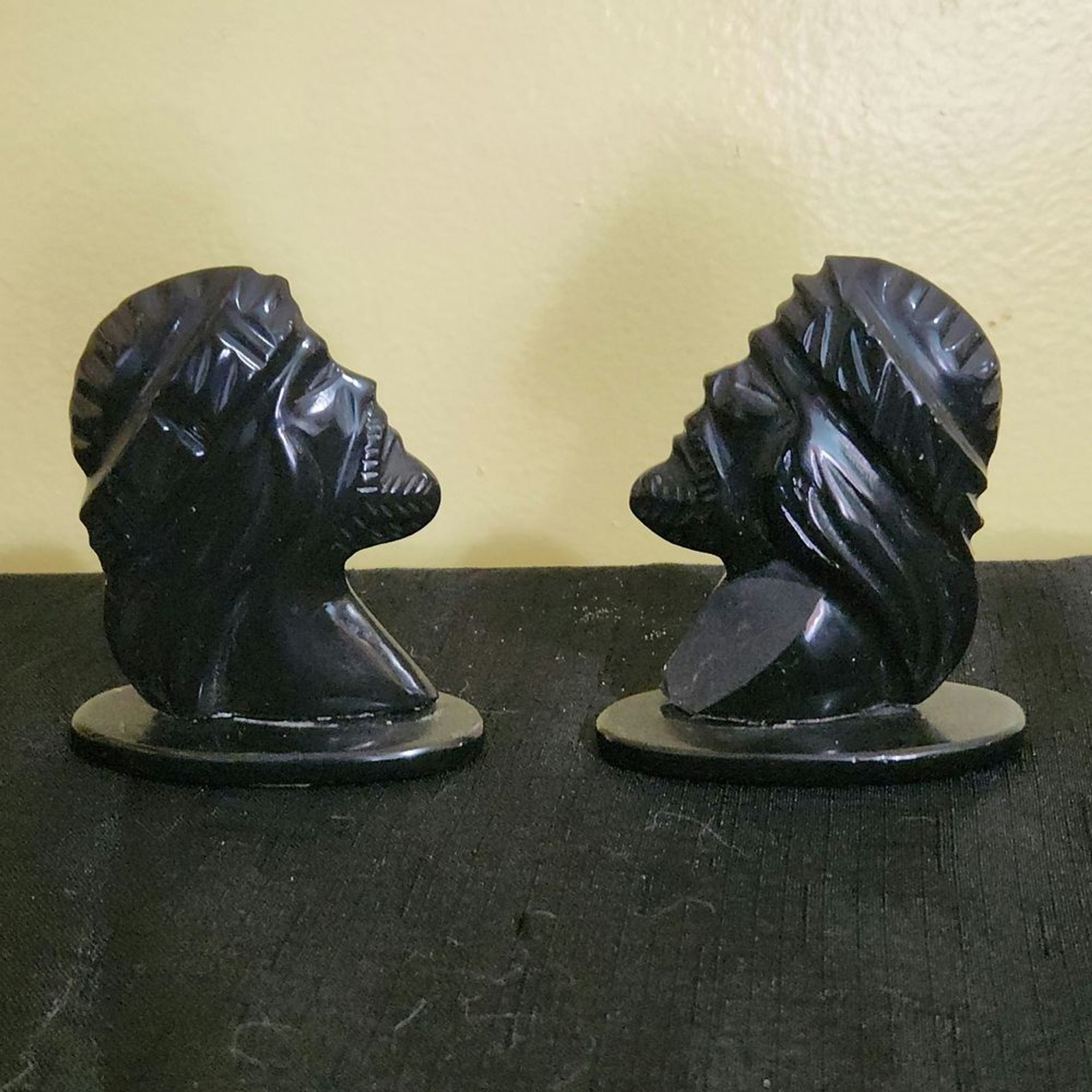 Black Marble Carved Jesus Figures