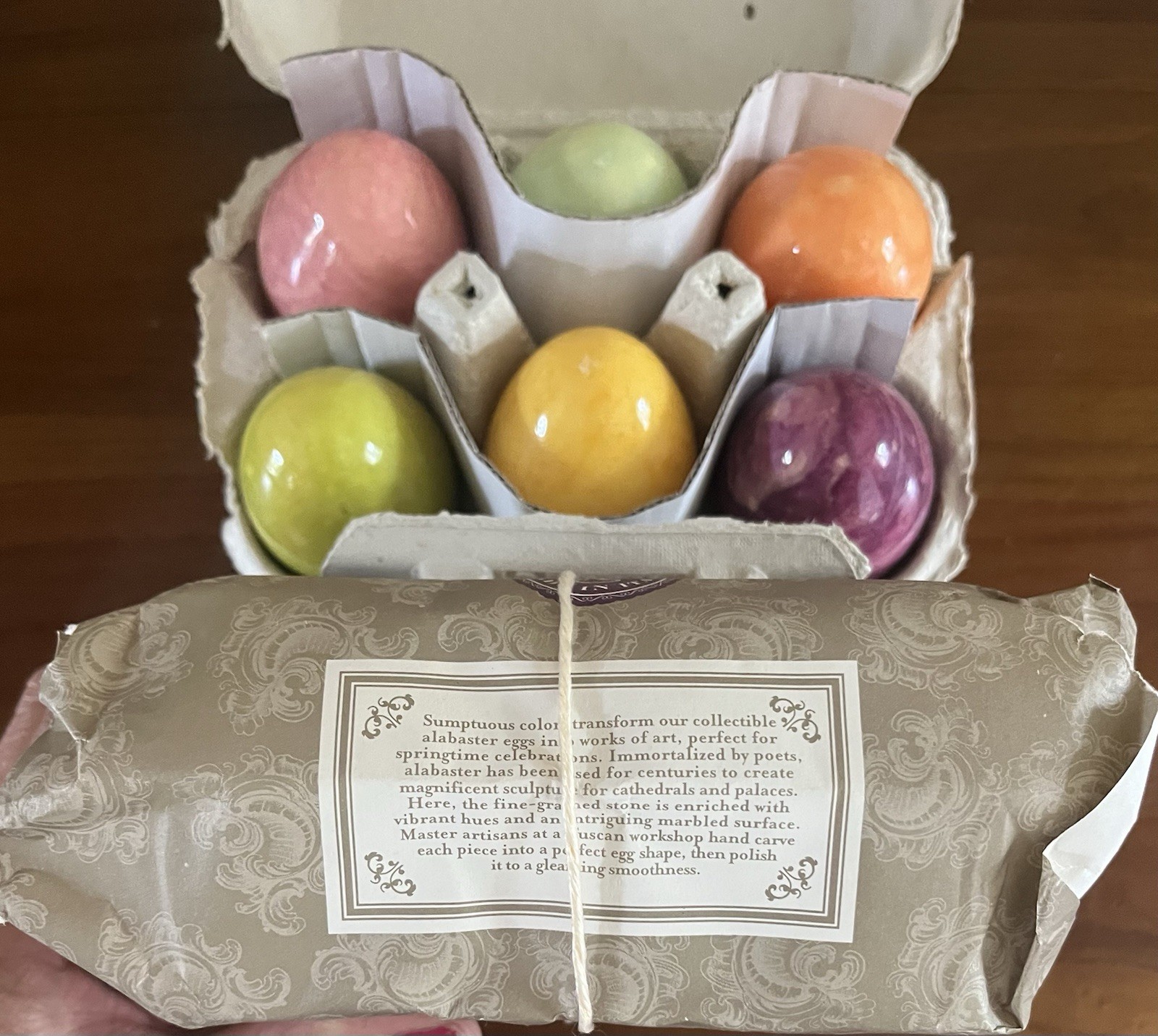 Williams Sonoma Ducceschi Italy Set of 6 Hand Carved Alabaster Eggs New in Box