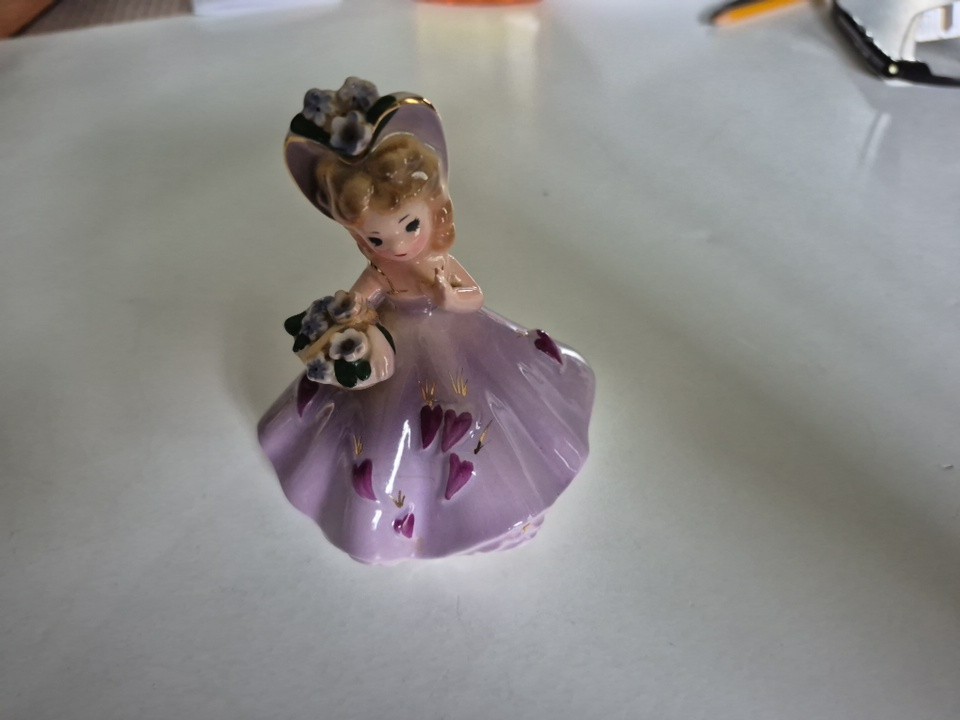 Vintage Josef Originals Birthday February Figurine Japan 4″ Porcelain