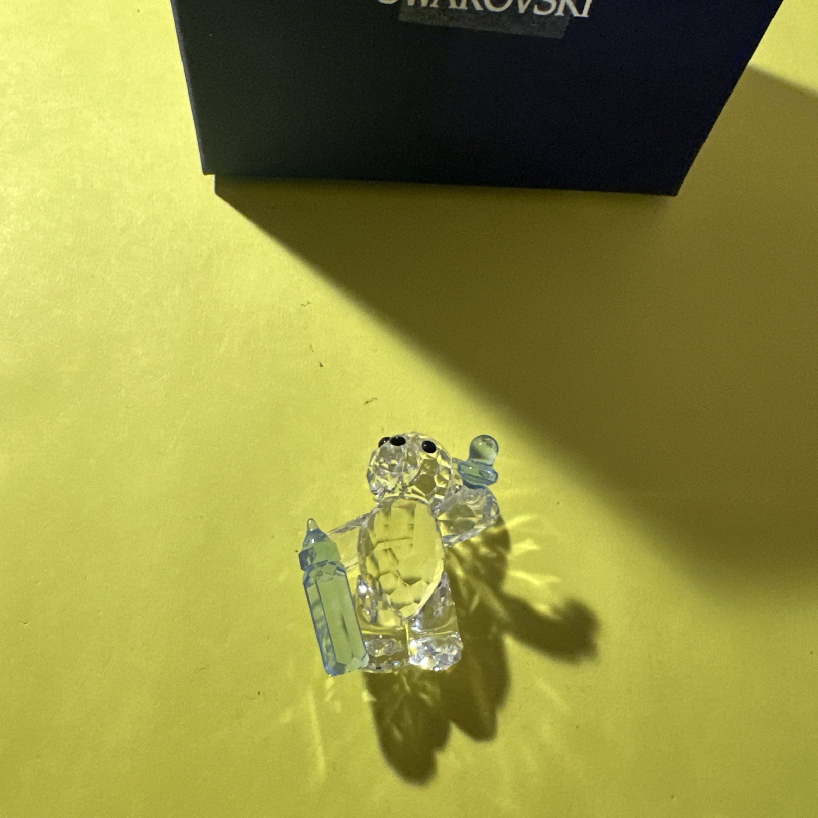 SWAROVSKI KRIS BEAR, IT’S A BOY #905790 Baby Collectable 1.5”