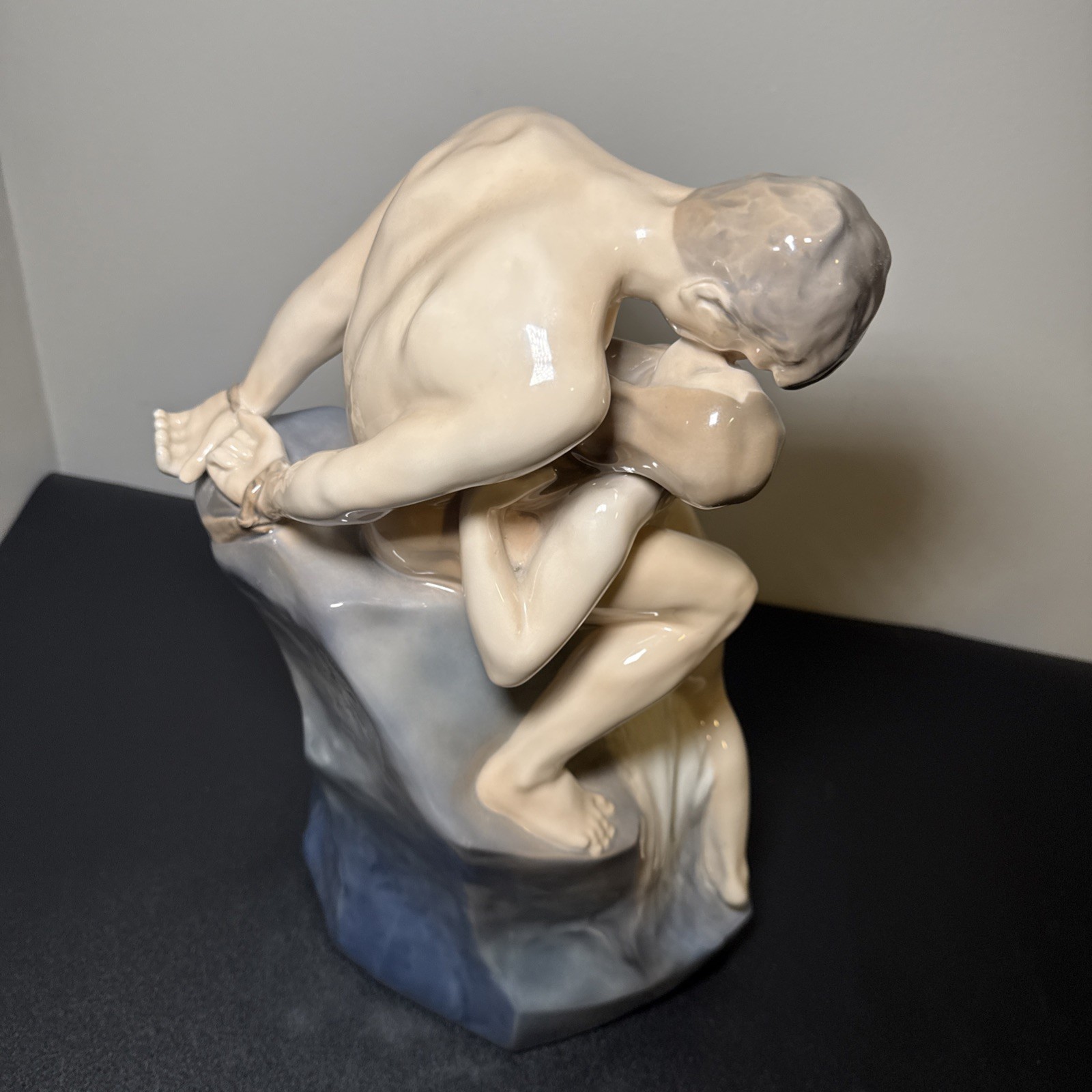 DEFECTIVE Beautiful Royal Copenhagen The Wave The Rock Porcelain Sculp G3D