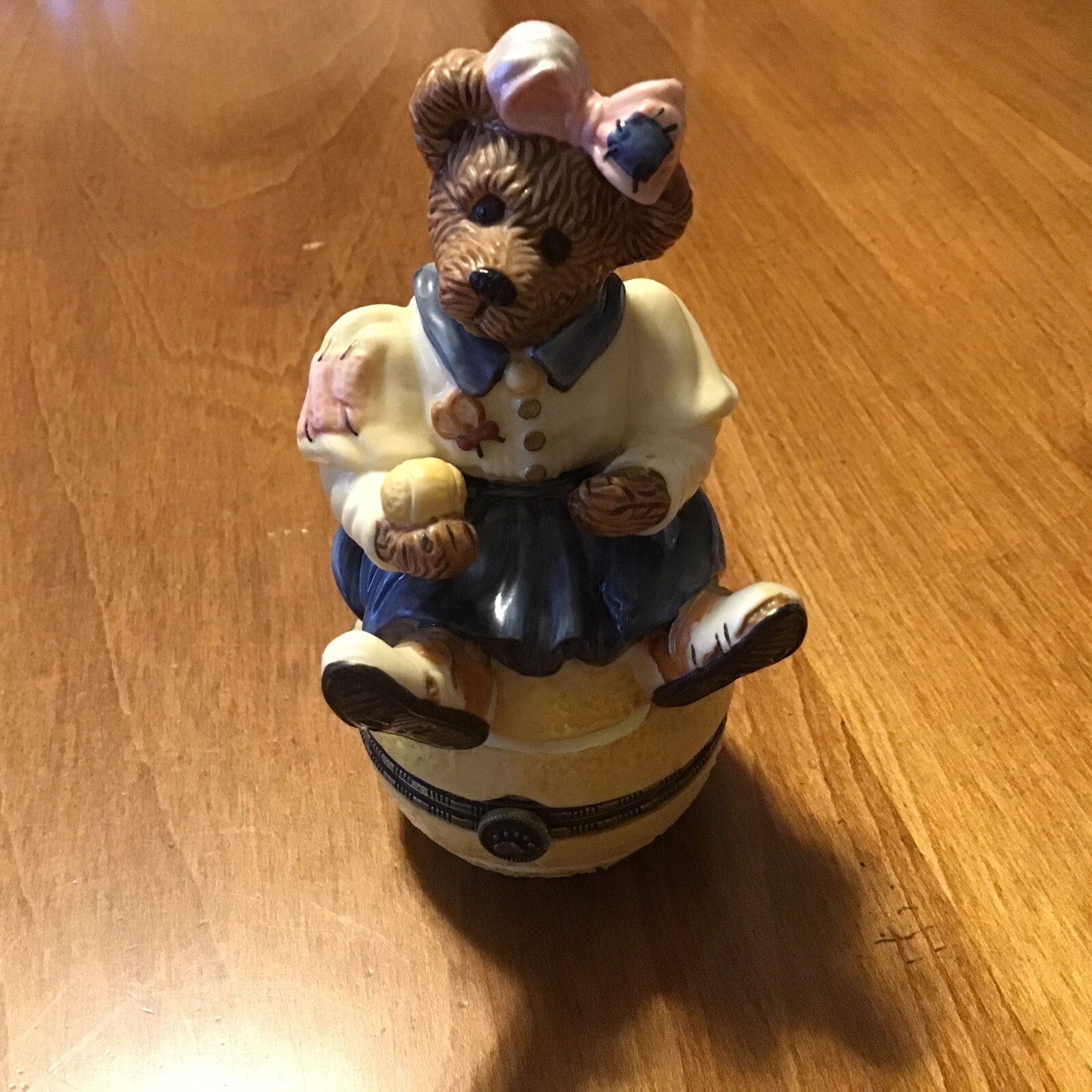 The Boyd Collection LTD Bearwear Pottery Works 2 Pc Trinket Box 1999 Tennis Ball