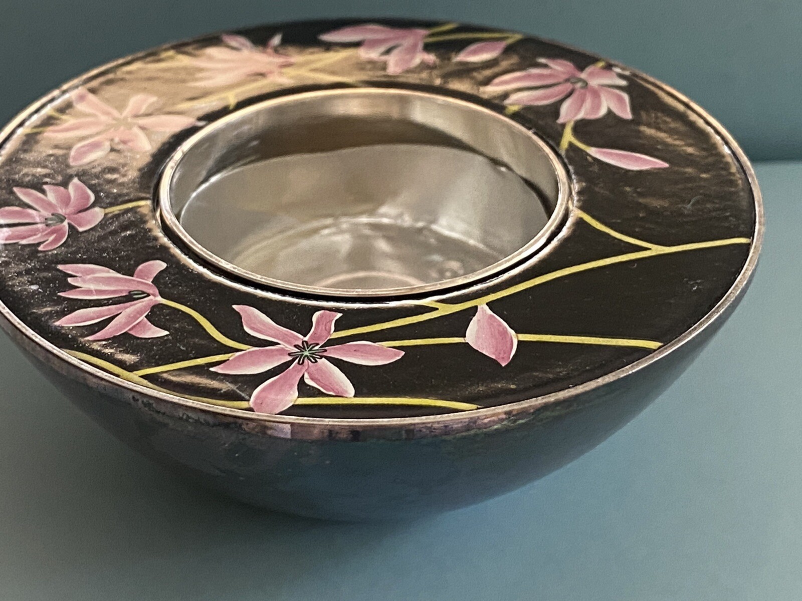 HALCYON DAYS ENAMEL CANDLE VOTIVE TEA LIGHT HOLDER IN BOX