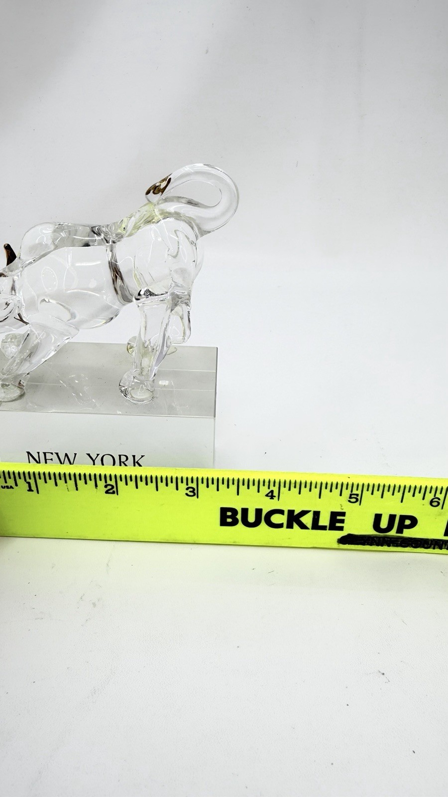 Vintage New York Wall Street Bull heavy miniature Crystal Glass Paperweight