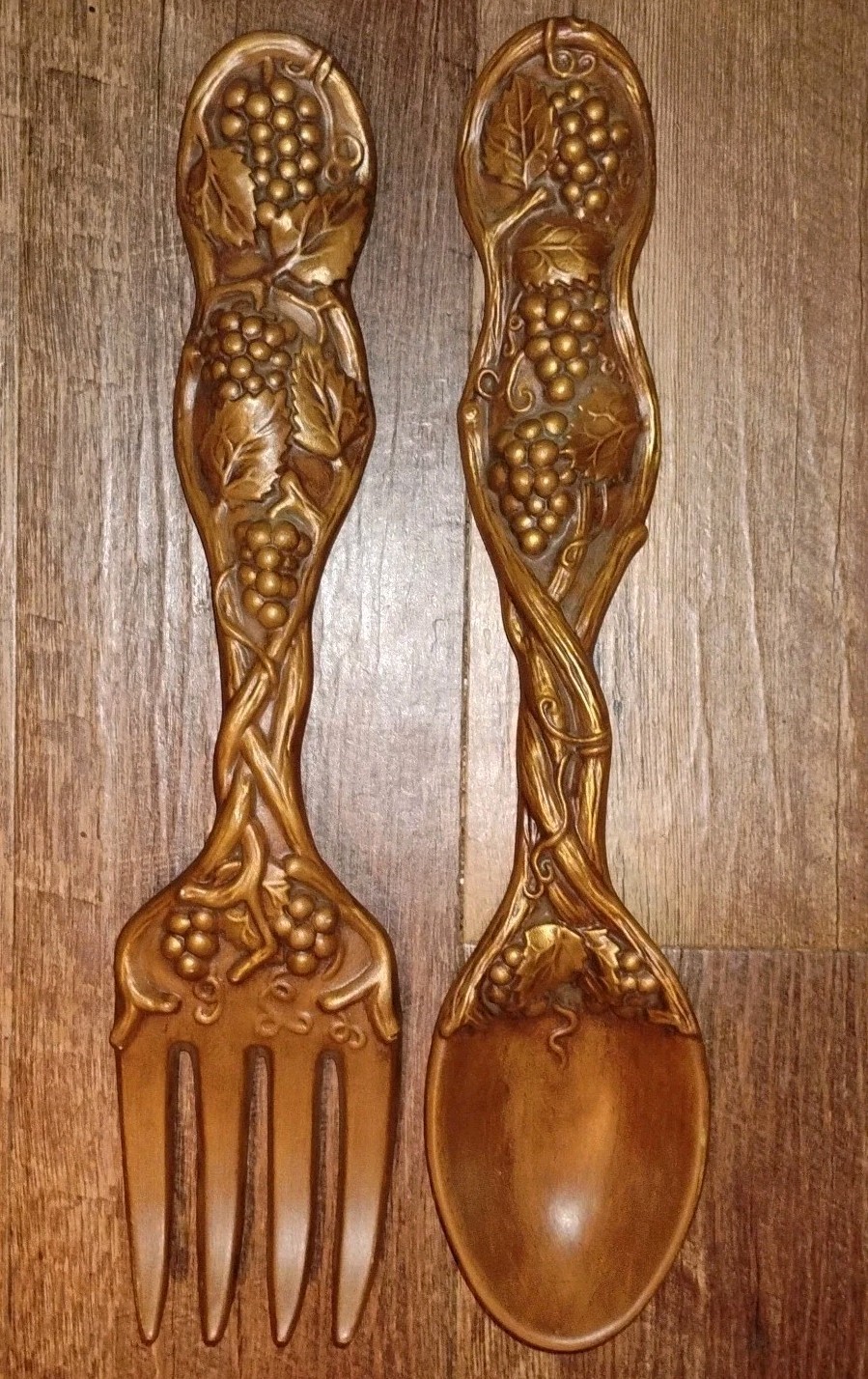 Vintage 1973 Arnels Ceramic Fork and Spoon Wall Hangings 17″ Brown/Gold Grapes