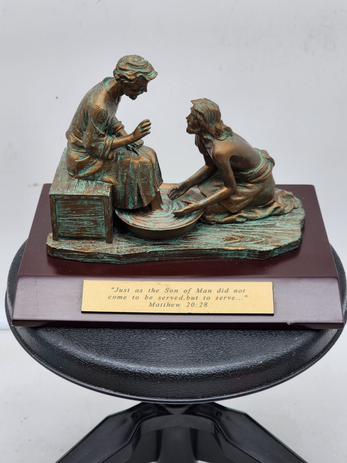 New Day Creations Jesus MATTHEW 20:28 Sculpture Figurine RARE 5.25”X 6.75″ 5″H