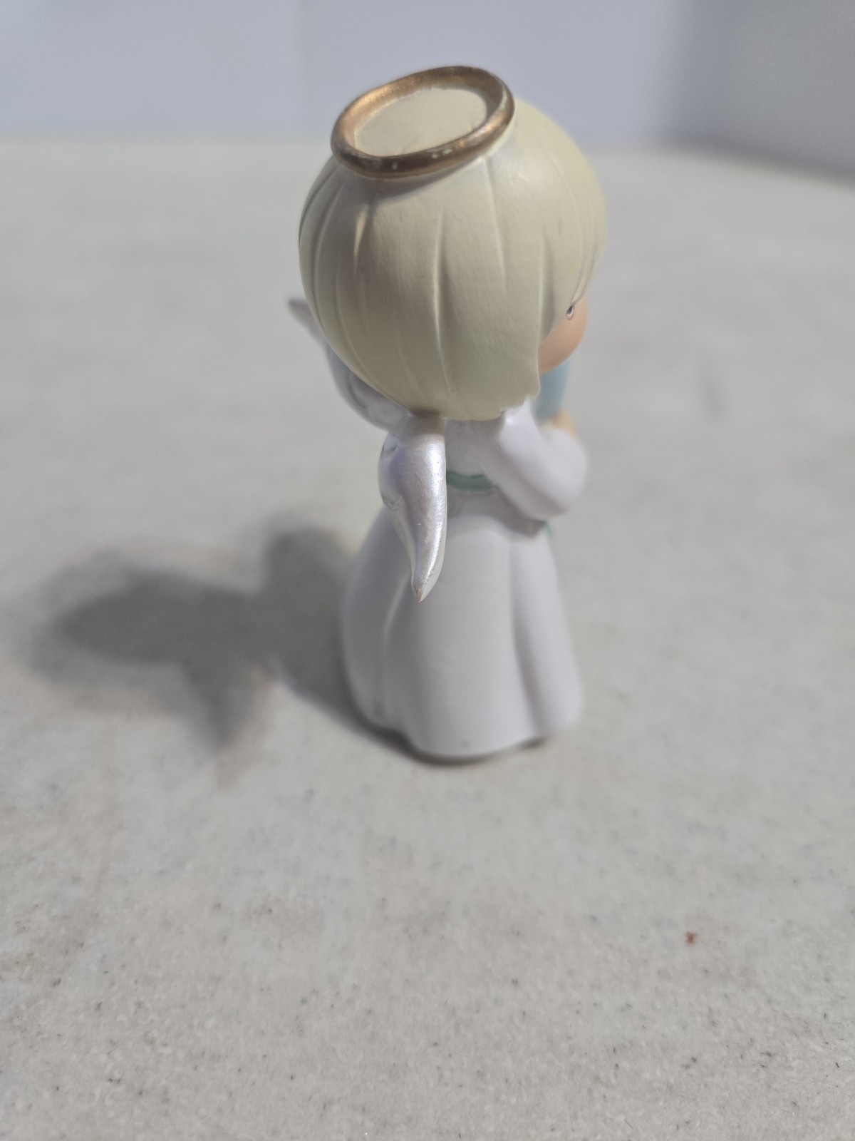 Retired 2009 Precious Moments “April” Birthday Month Girl Angel Figure