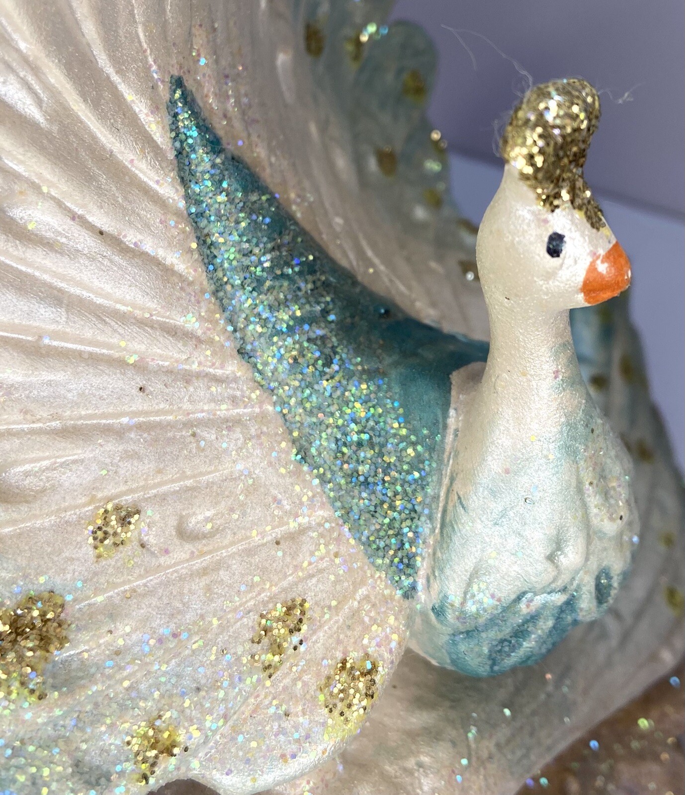 Capodimonte Peacock Figurine White Blue & Gold Porcelain W/ Glitter 6.5” READ