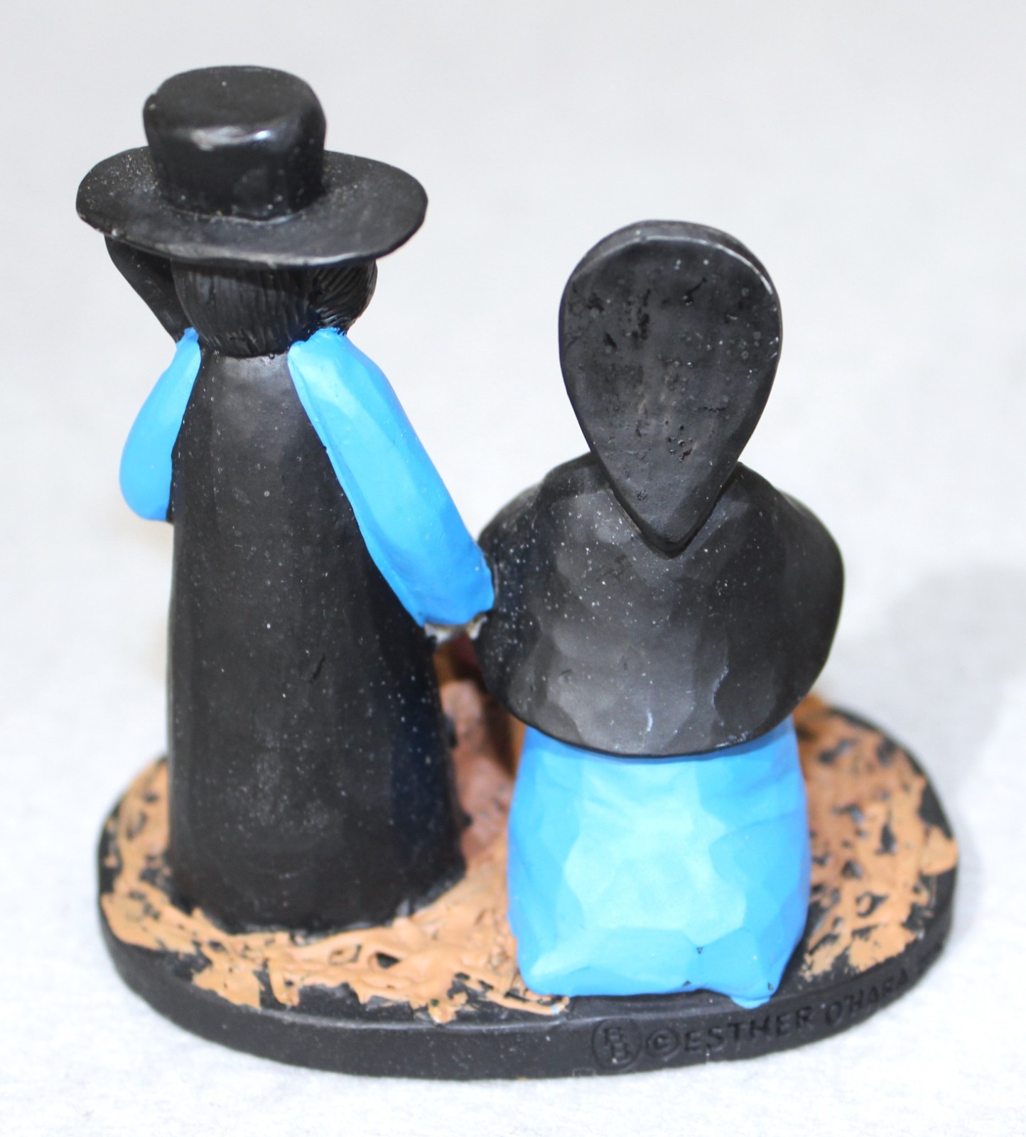 Blossom Bucket Amish Nativity Scene Esther O’Hara 2014 Mother Father Baby Pray
