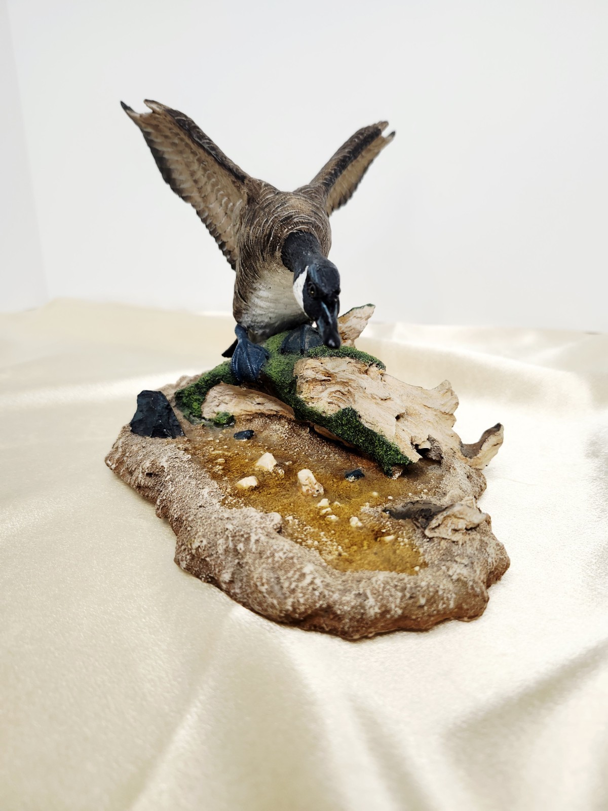 Second Nature Design Canada Goose Sculpture – Lim Ed 159/2500, Signed By Artist