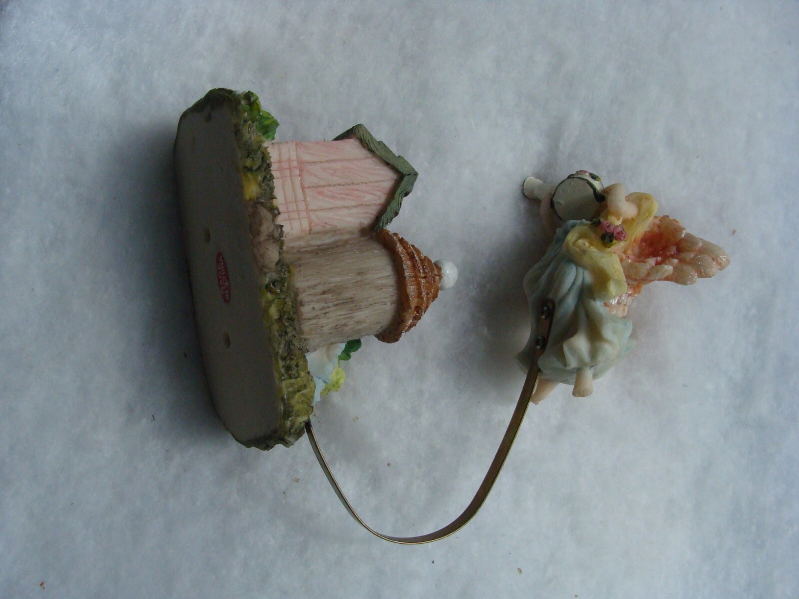 Whimsy Beautiful Large Resin Fairy Garden Gardeners Frog Moves On Metal Piece